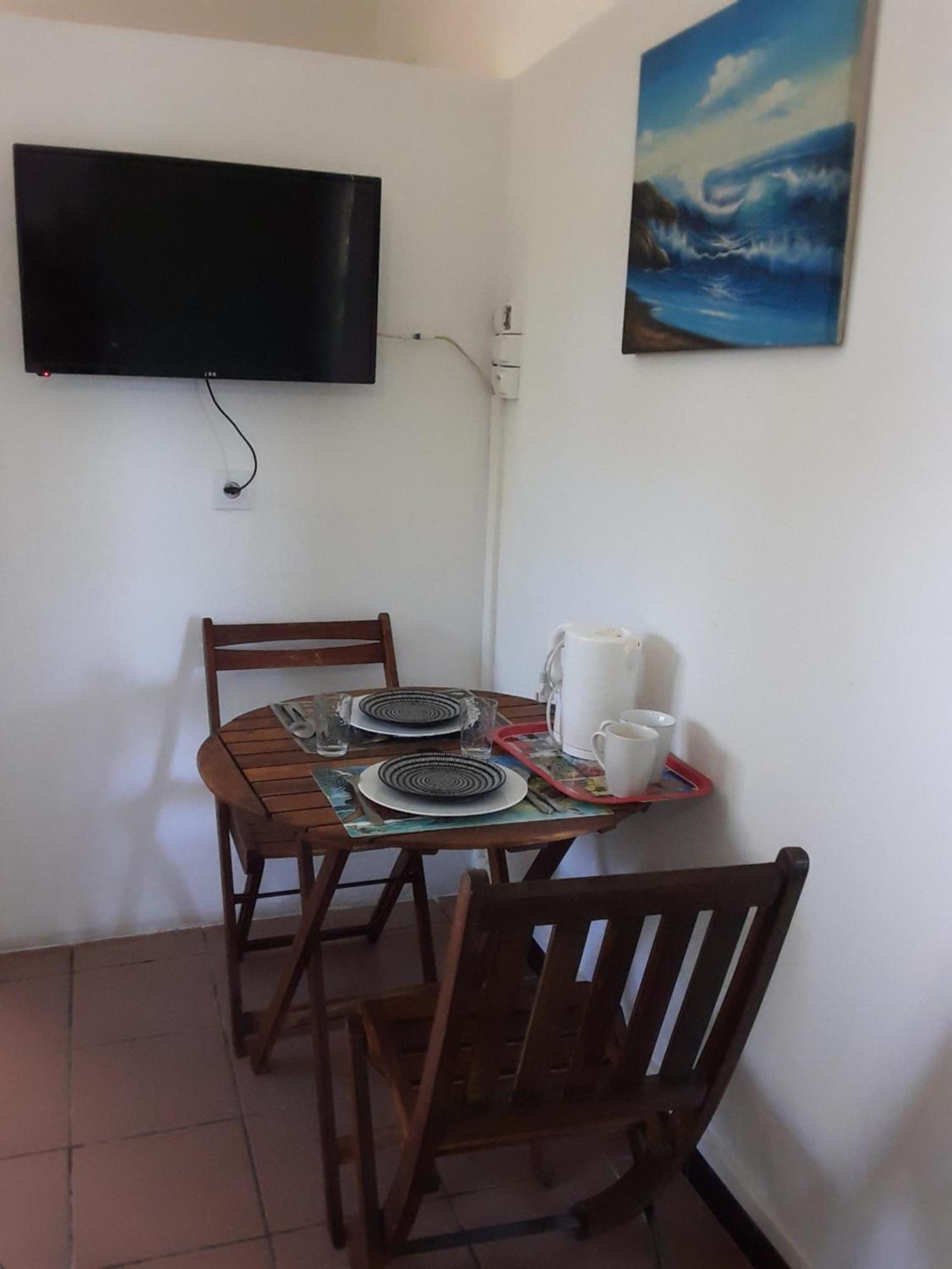Le Tulear - Aux 4 Coins Du Monde Hotel Saint Pierre Cameră foto